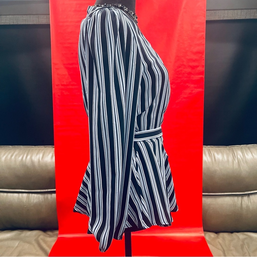 Ann Taylor LOFT Navy Blue Stripe Long Sleeve Wrap Blouse XXS - Picture 6 of 6